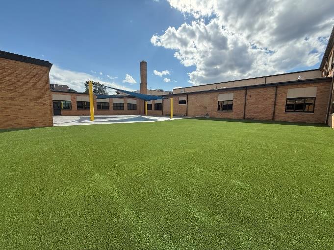 CHS - Center Courtyard