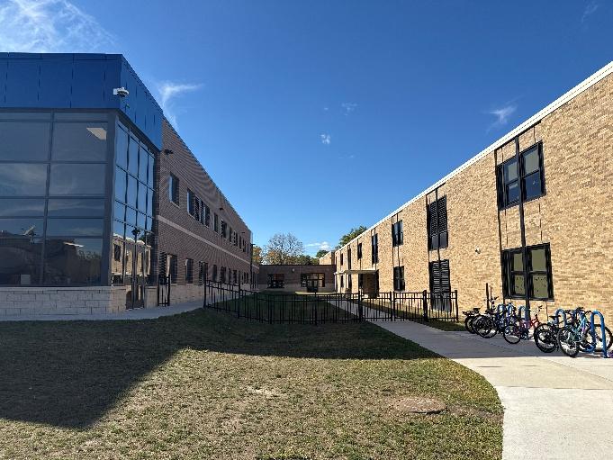 Campus - New Dog Fence Gate between CMS & CES